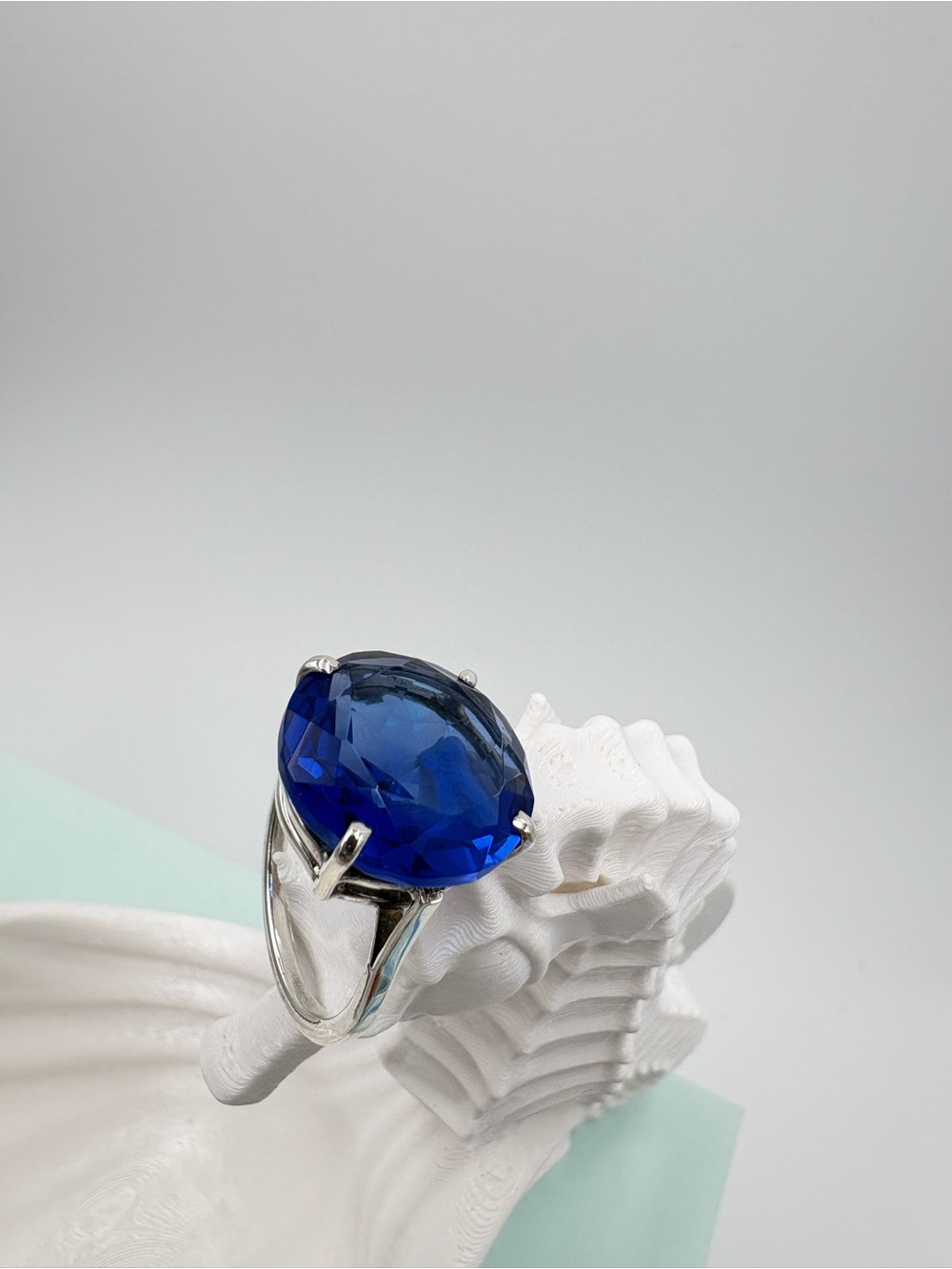 925 Sterling Silver Genuine 8CT Faceted Sapphire Gemstone Ring - Size 7.5 - Picture 16 of 17